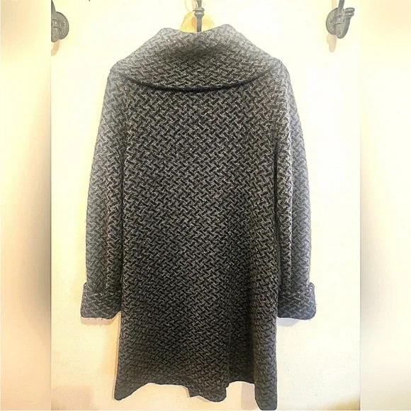 Tahari Gray& Navy Wool Cowl Neck Cardigan with Textured Design small - Picture 9 of 11